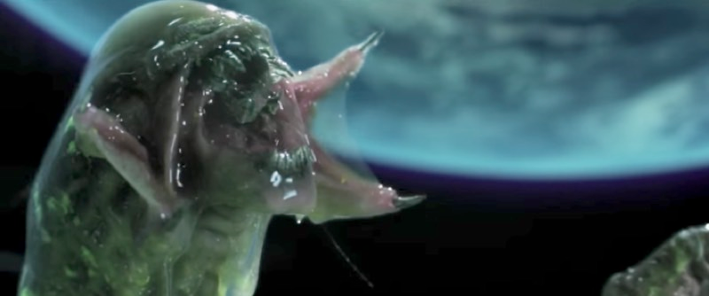 The Predalien emerges. Image via screen grab.